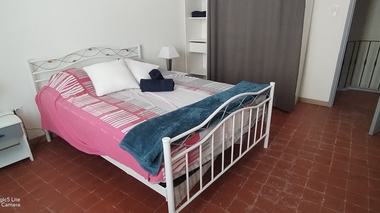 Photo of Bedroom in Cavaillon