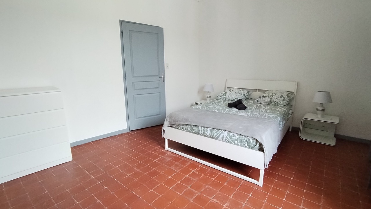 Photo of Bedroom in Cavaillon