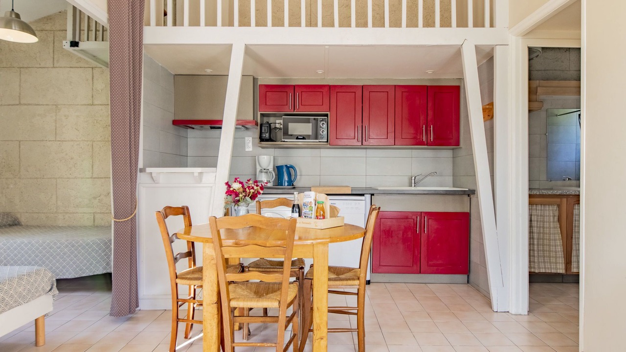 Photo of Bedroom in Raphele-les-Arles