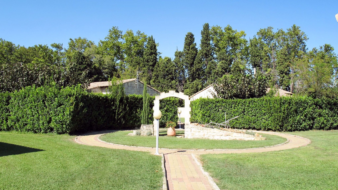 Photo of Outdoor in Raphele-les-Arles