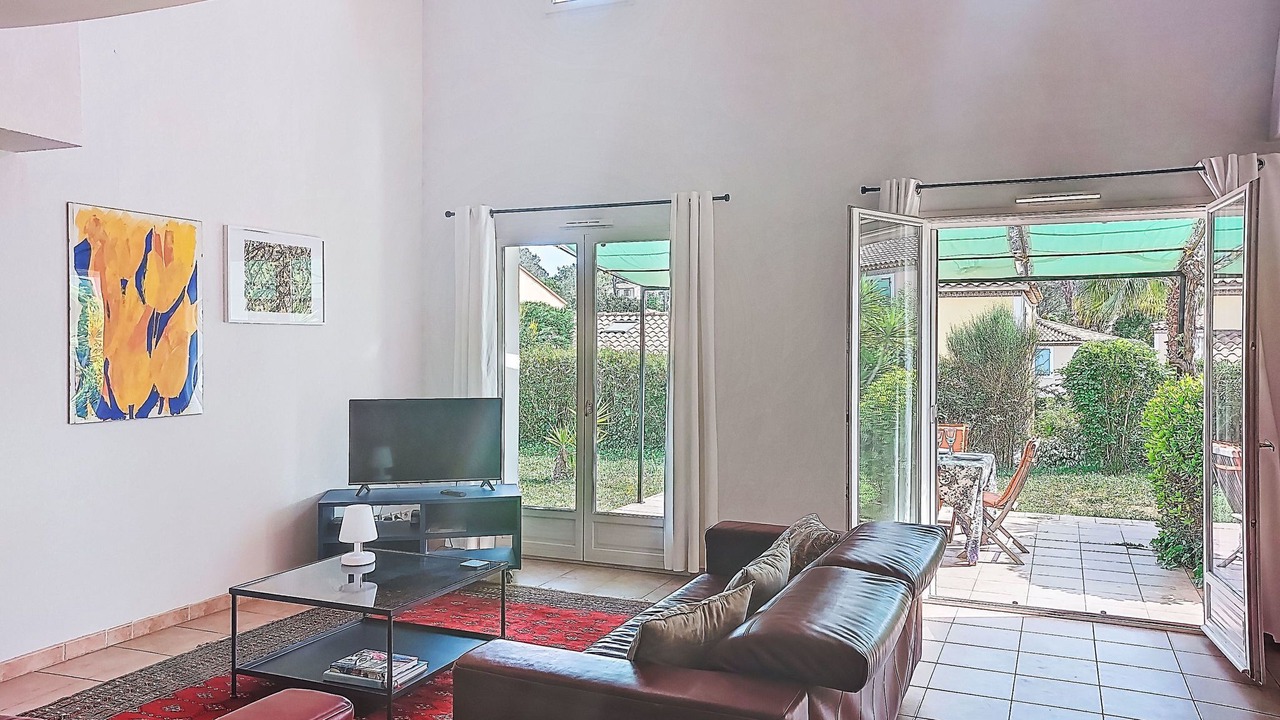Photo of Livingroom in Mougins