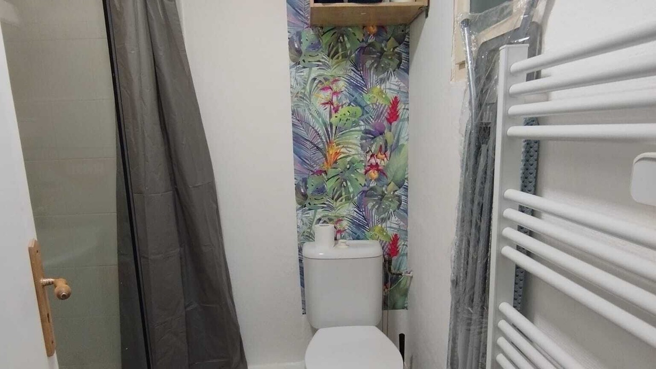 Photo of Bathroom in Lezignan-Corbieres