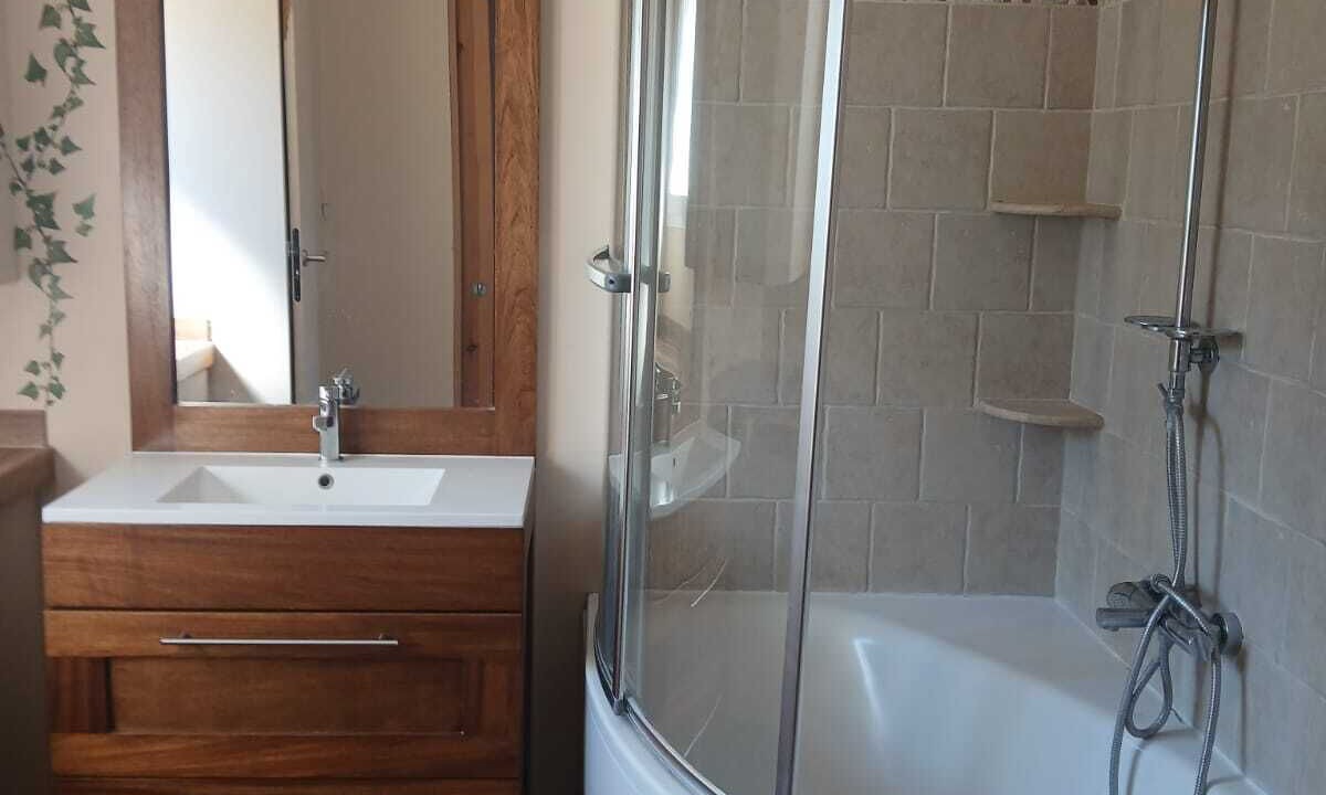 Photo of Bathroom in Montmeyan