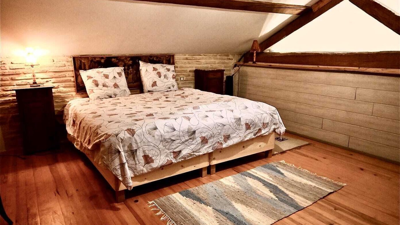 Photo of Bedroom in Generac