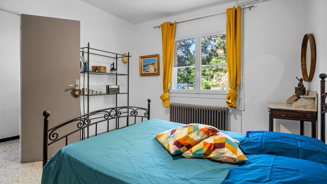 Photo of Bedroom in Hyeres