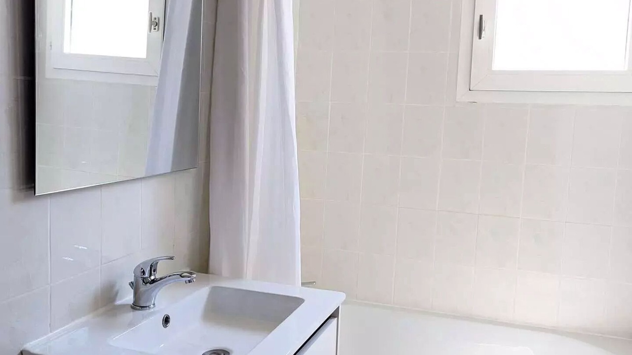 Photo of Bathroom in Marseillan
