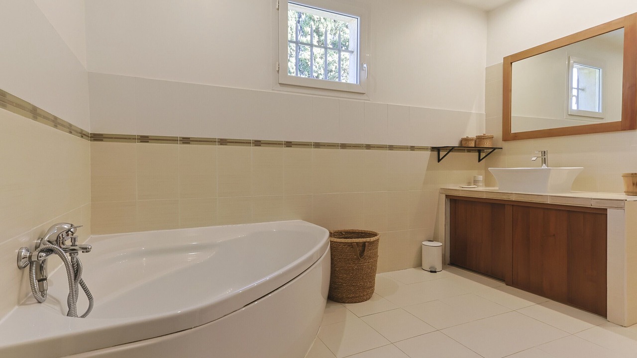 Photo of Bathroom in Noves