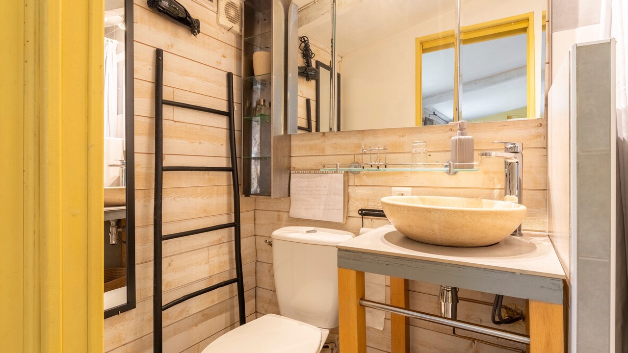 Photo of Bathroom in Avignon