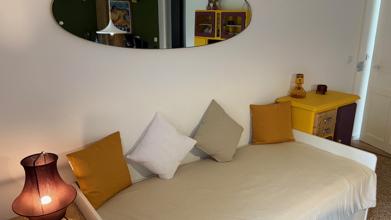 Photo of Bedroom in Gap