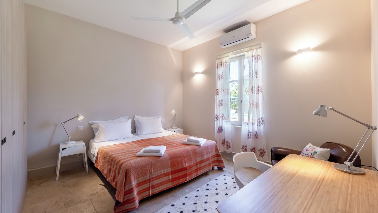 Photo of Bedroom in St.-Remy-de-Provence