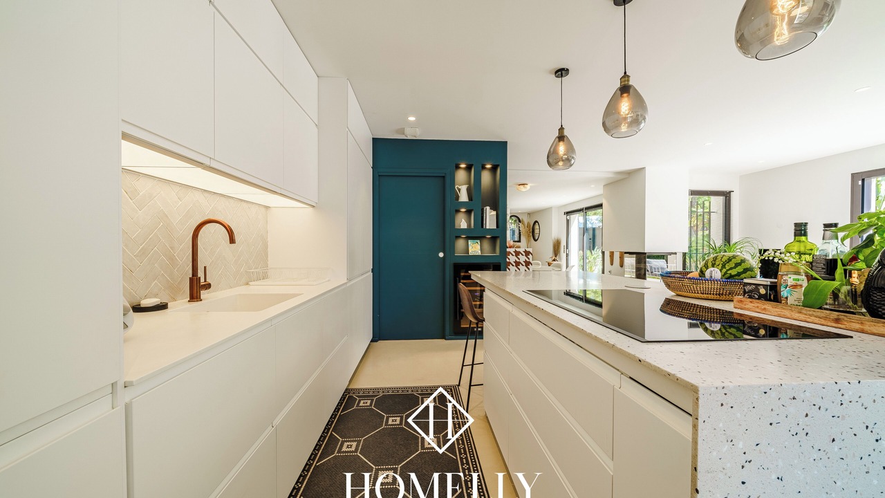 Photo of Kitchen in 8th Arrondissement