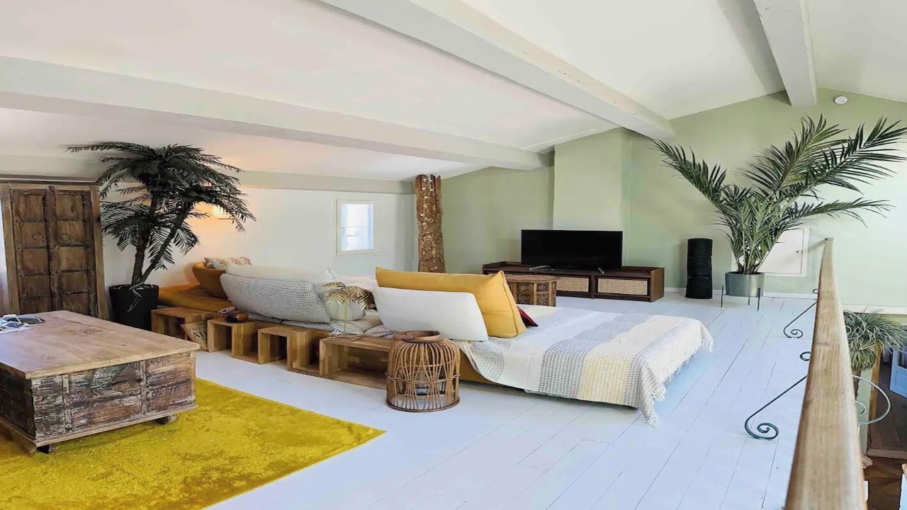 Photo of Livingroom in Trets