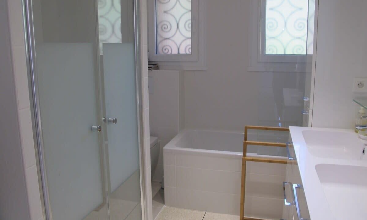 Photo of Bathroom in Agay