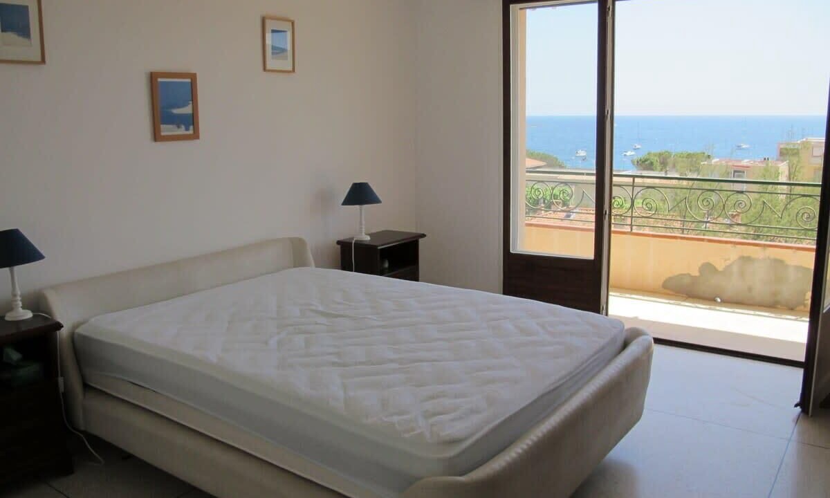 Photo of Bedroom in Agay