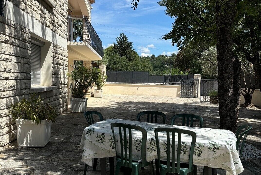 Photo of Outdoor in Apt