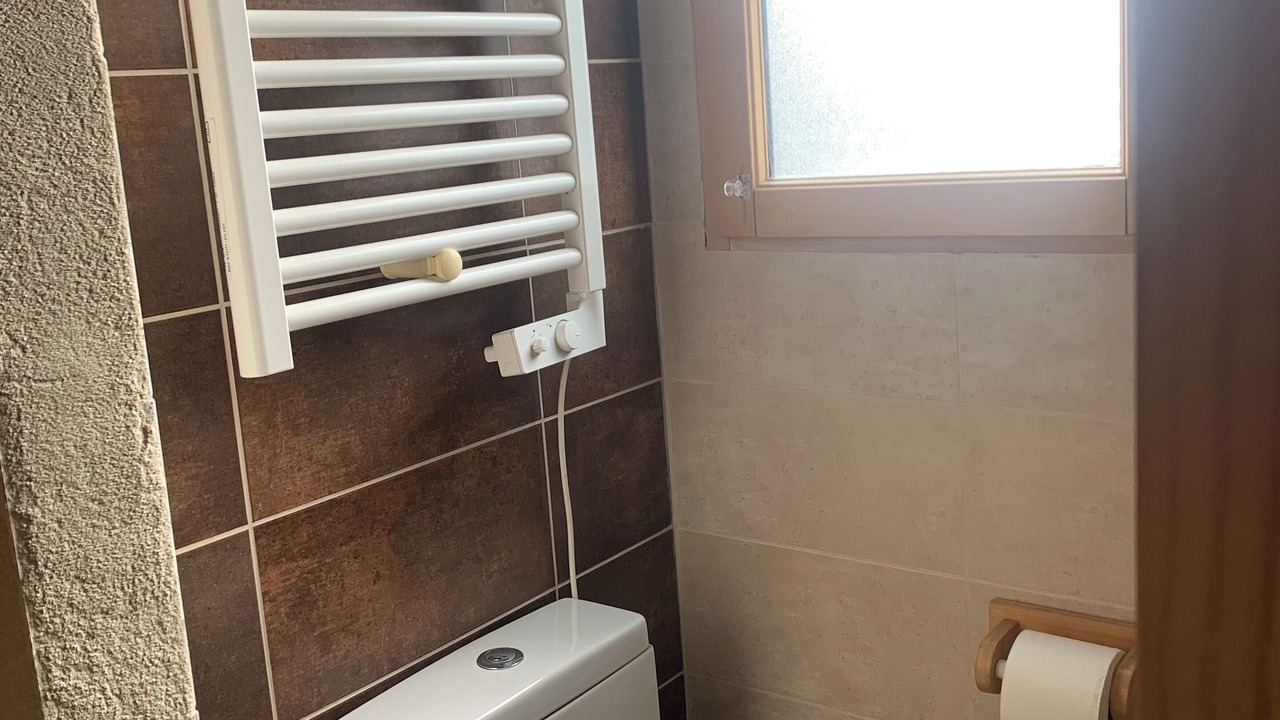 Photo of Bathroom in Saint-Cesaire-de-Gauzignan