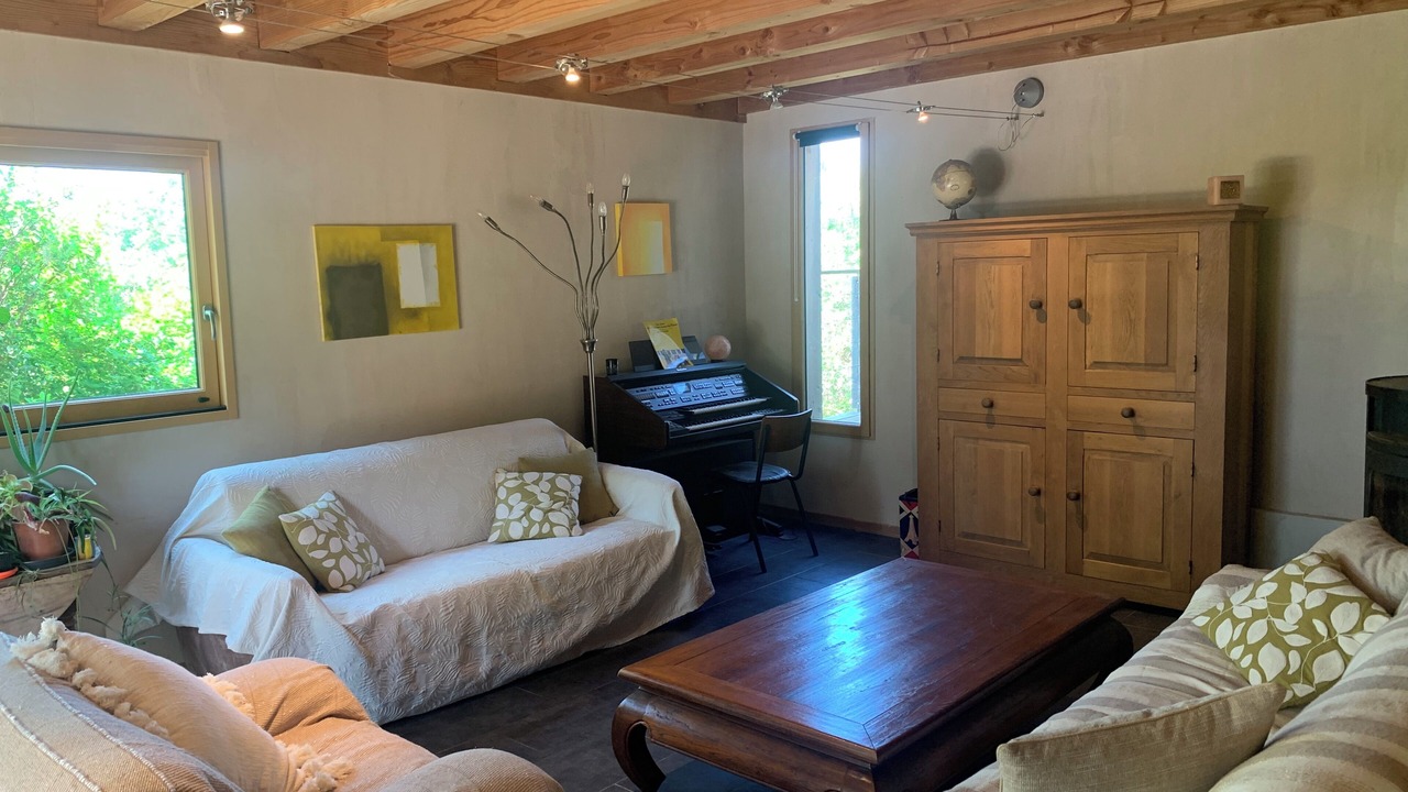 Photo of Livingroom in Saint-Cesaire-de-Gauzignan