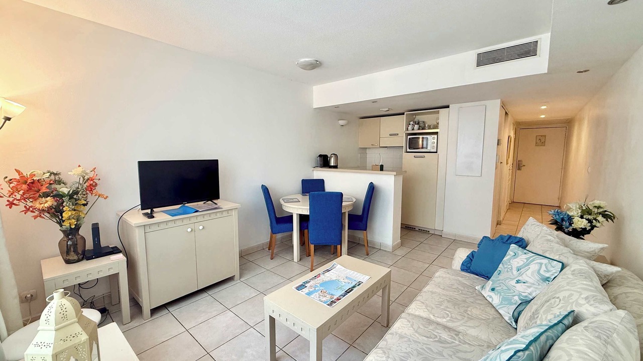 Photo of Livingroom in Carnot