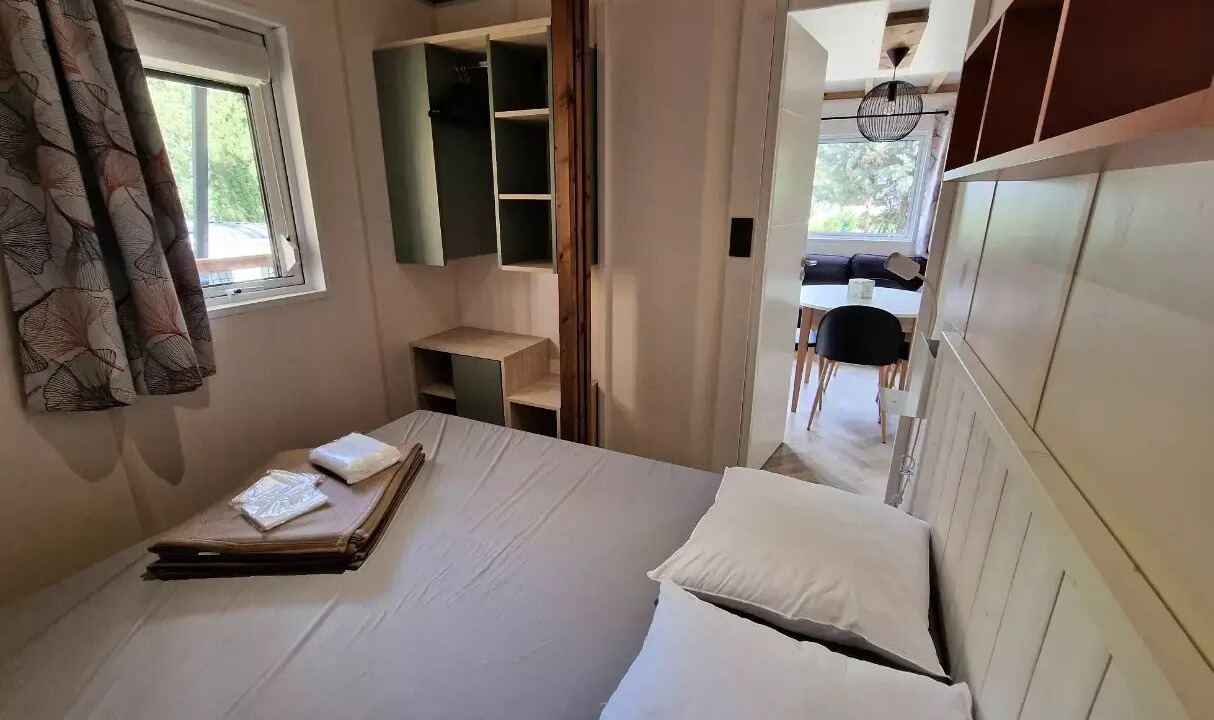 Photo of Bedroom in Mandelieu-La-Napoule