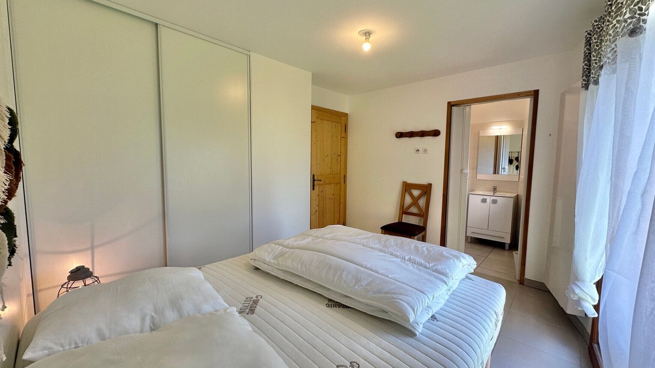 Photo of Bedroom in Vars