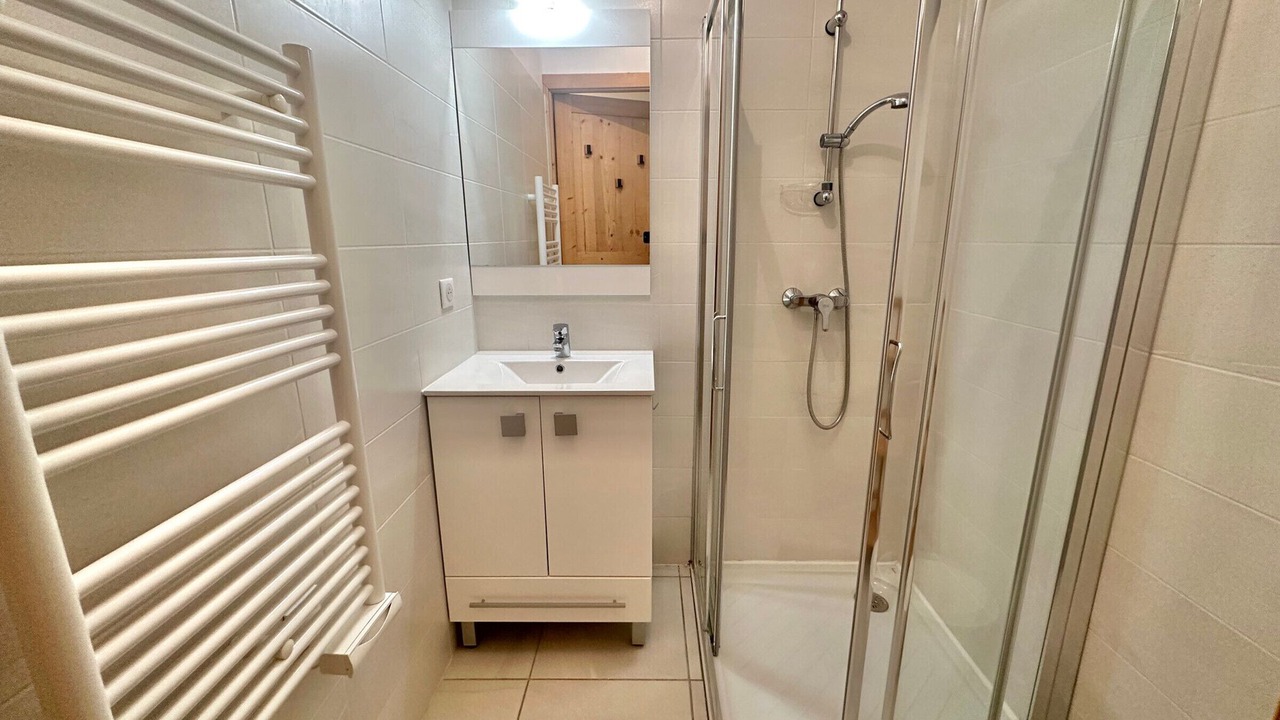 Photo of Bathroom in Vars