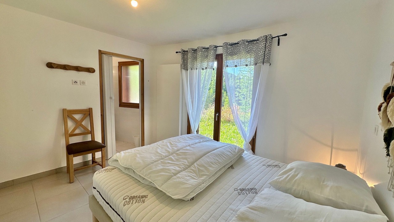 Photo of Bedroom in Vars