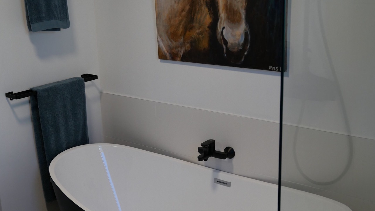 Photo of Bathroom in Garrigues-Sainte-Eulalie