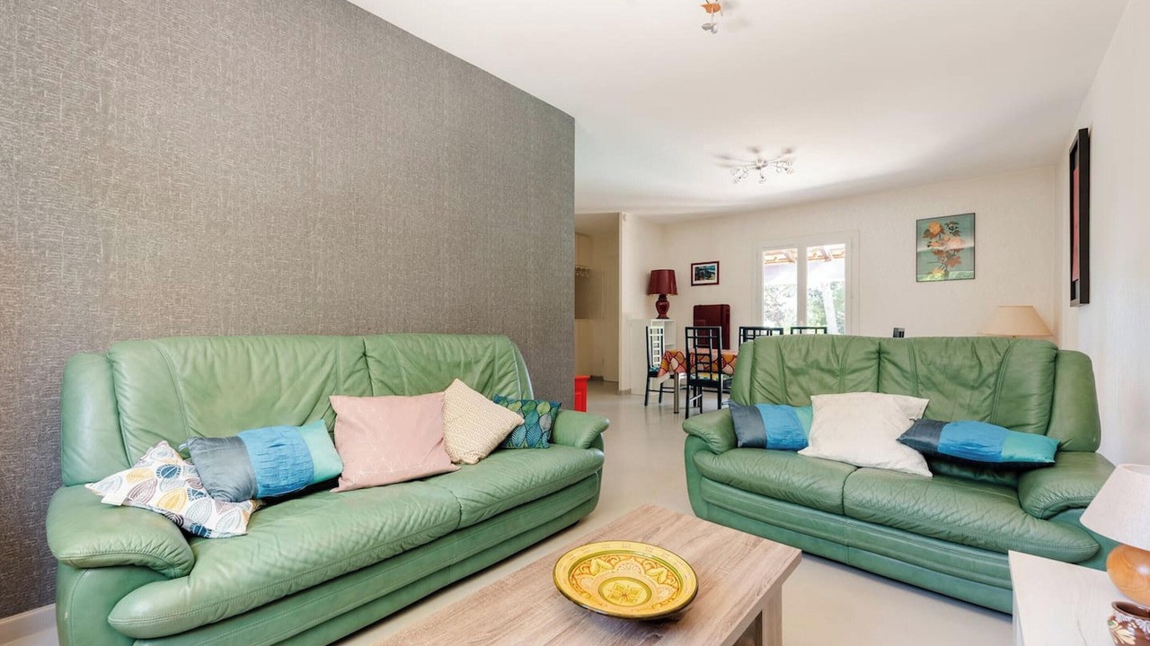 Photo of Livingroom in Auriol
