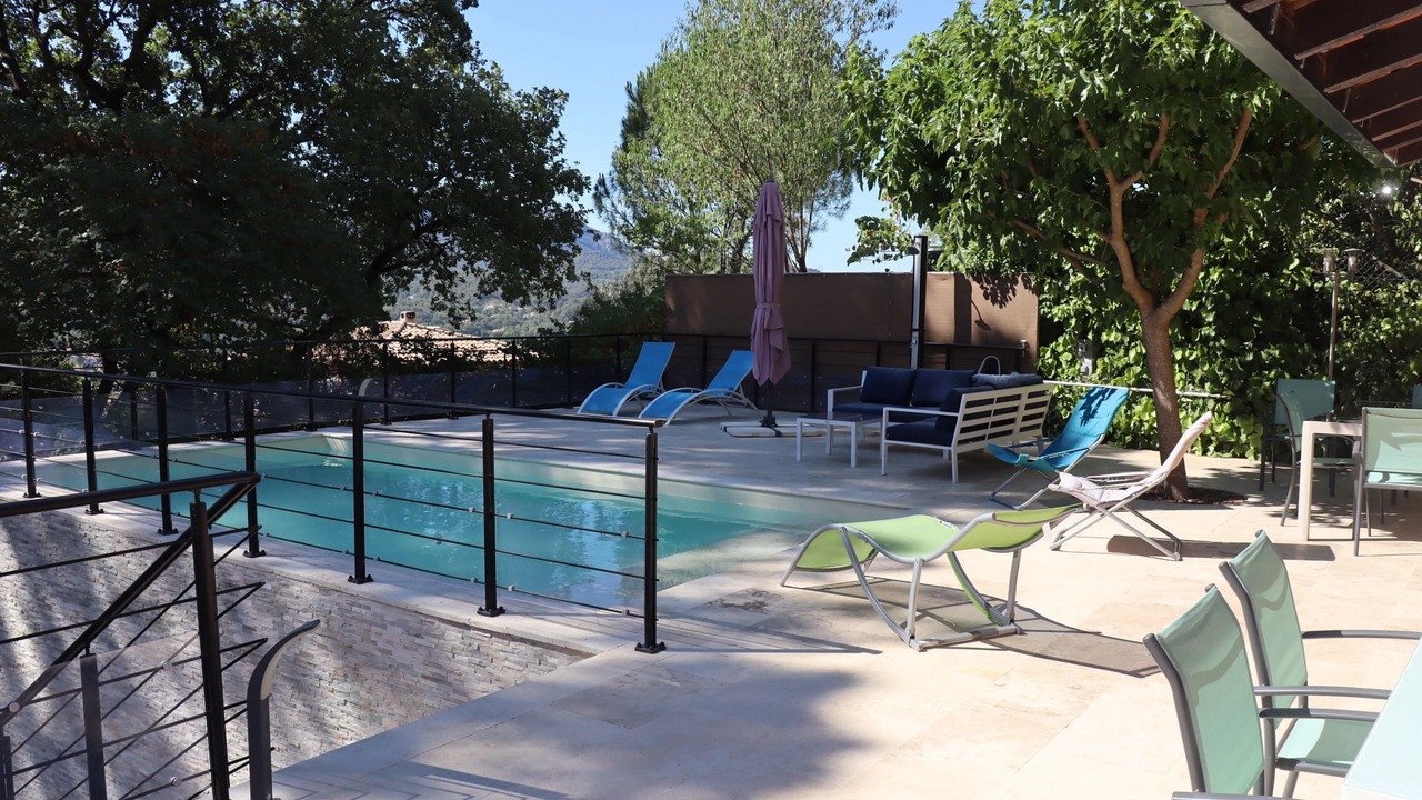 Photo of Outdoor in Auriol