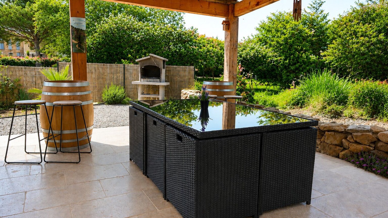 Photo of Patio Balcony in Tournissan