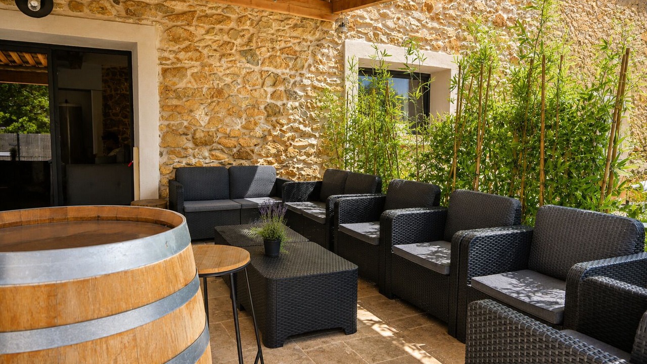 Photo of Patio Balcony in Tournissan