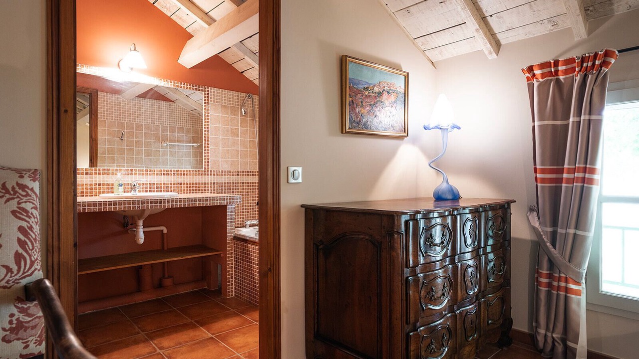 Photo of Bathroom in Maillane