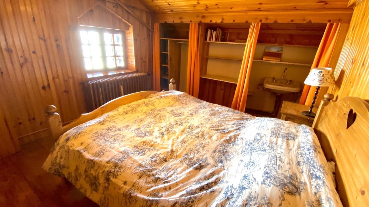 Photo of Bedroom in Vars