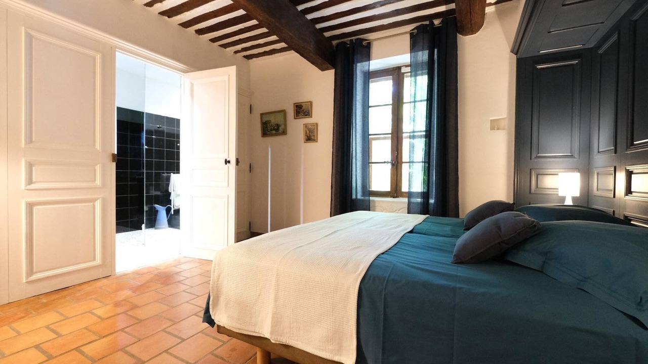 Photo of Bedroom in Cavaillon