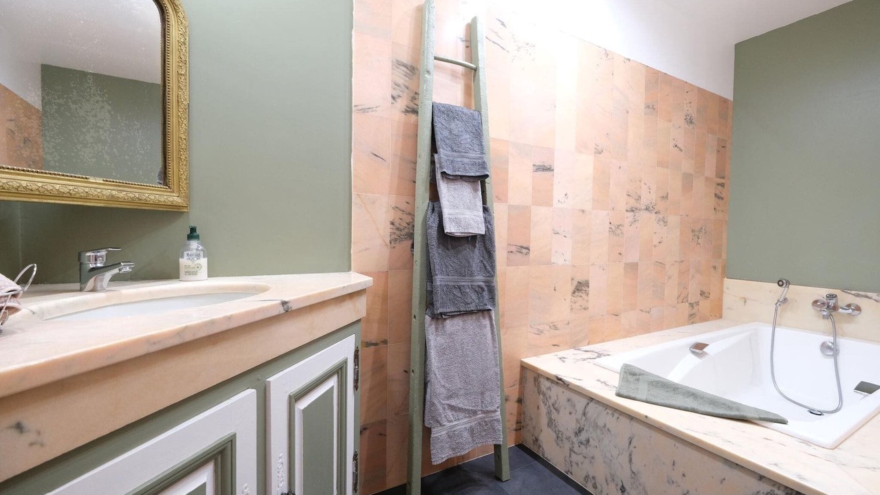 Photo of Bathroom in Cavaillon