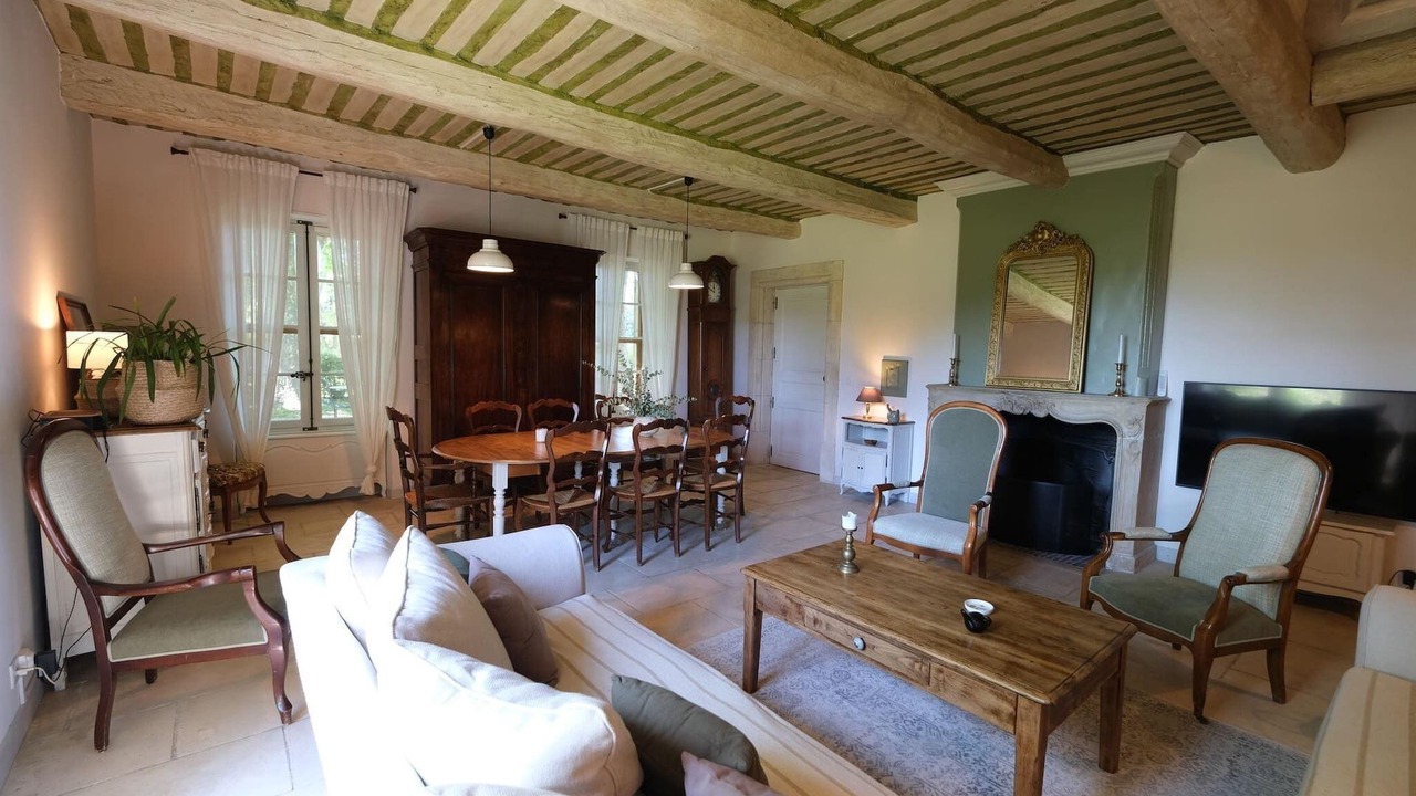 Photo of Bedroom in Cavaillon