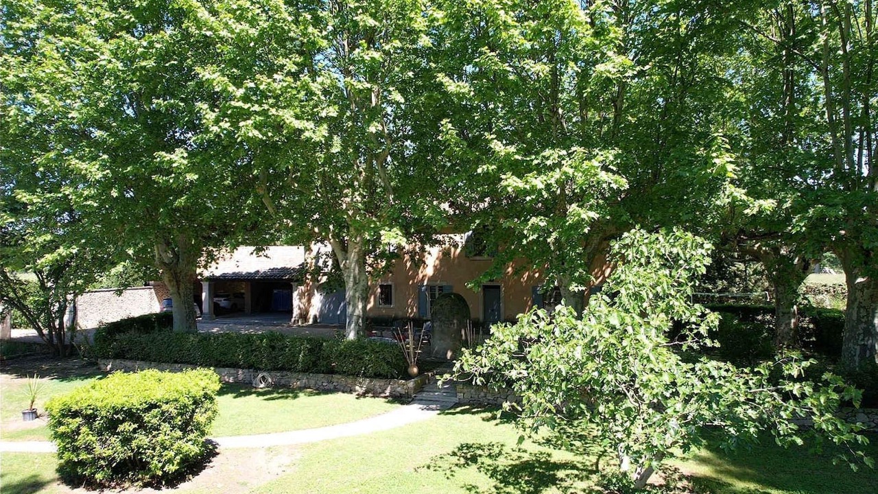 Photo of Outdoor in Cavaillon