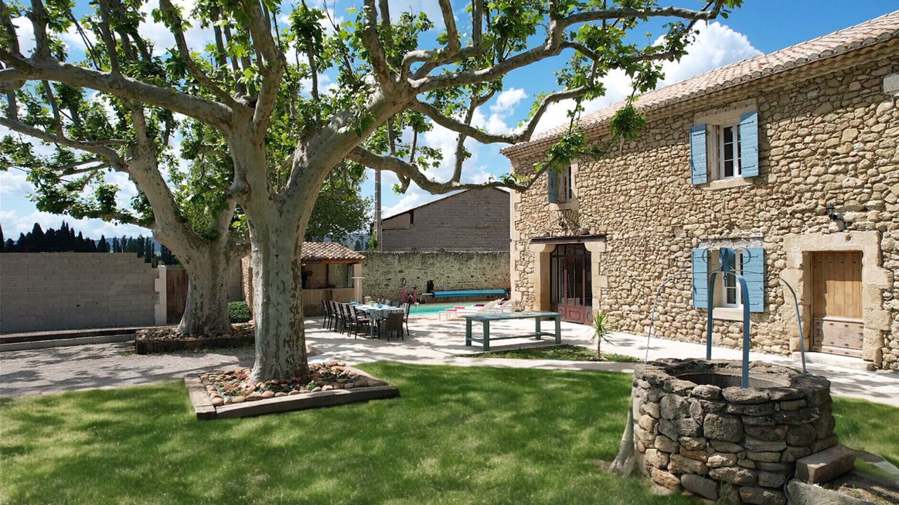 Photo of Outdoor in Lamanon