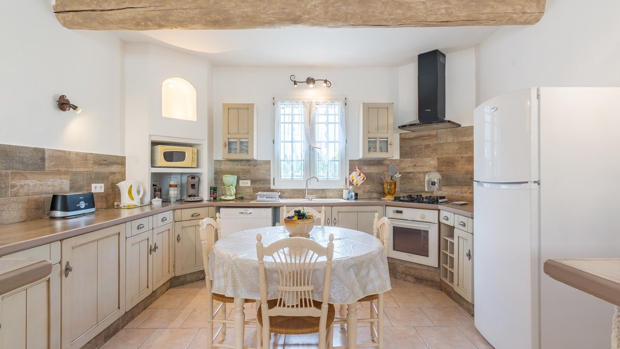 Photo of Kitchen in St.-Remy-de-Provence