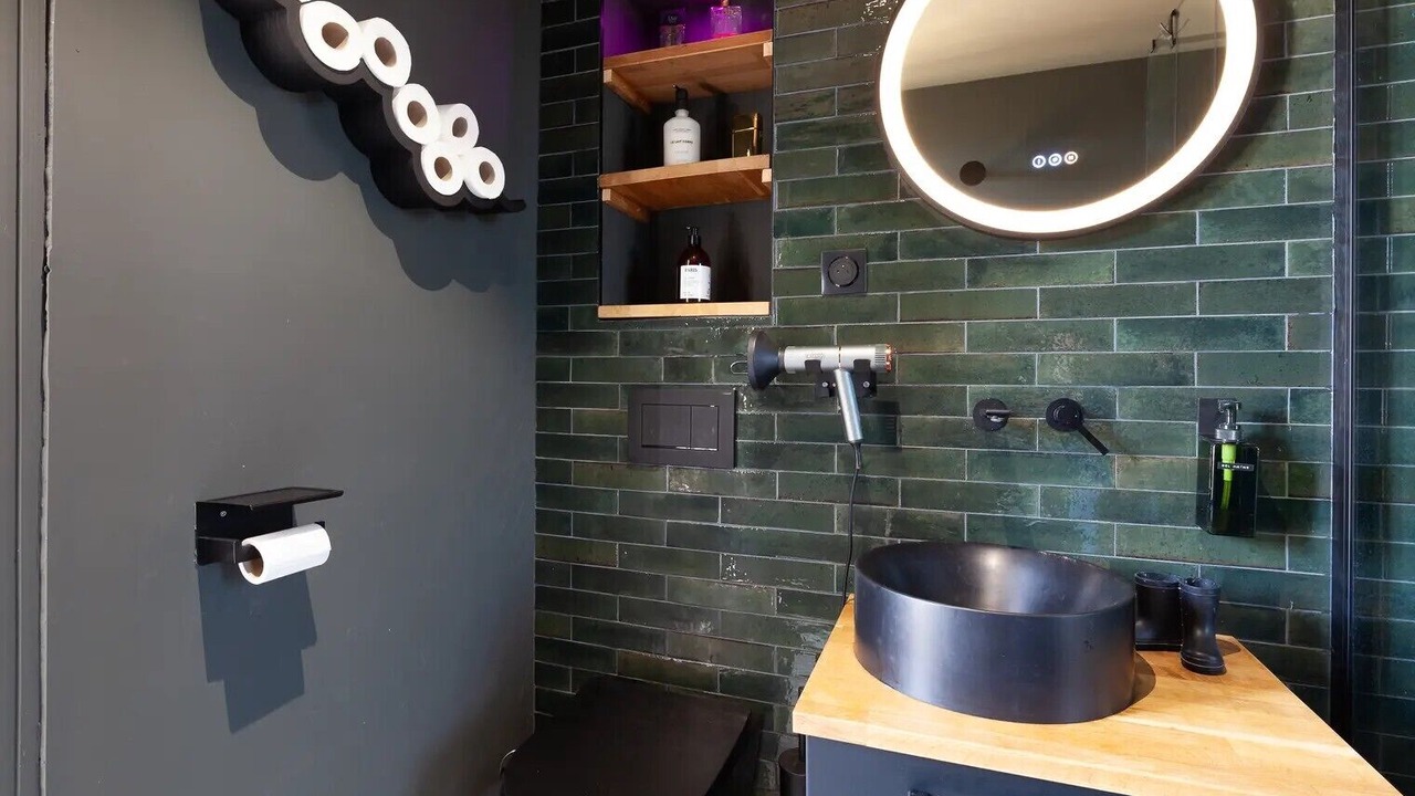 Photo of Bathroom in Saint-Henri