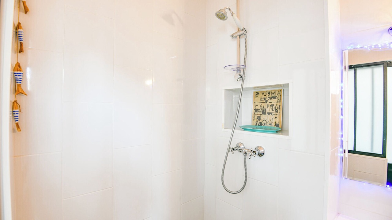 Photo of Bathroom in Saint-Lambert