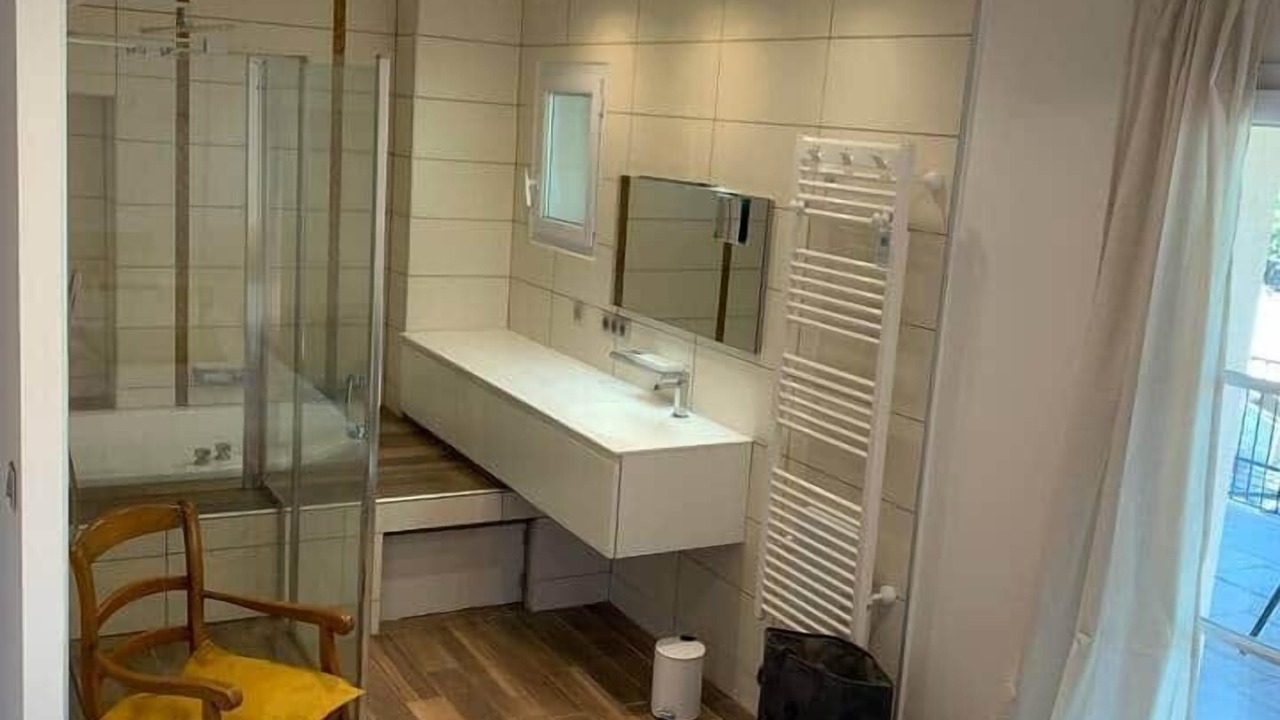 Photo of Bedroom in Cabrieres-dʼAigues