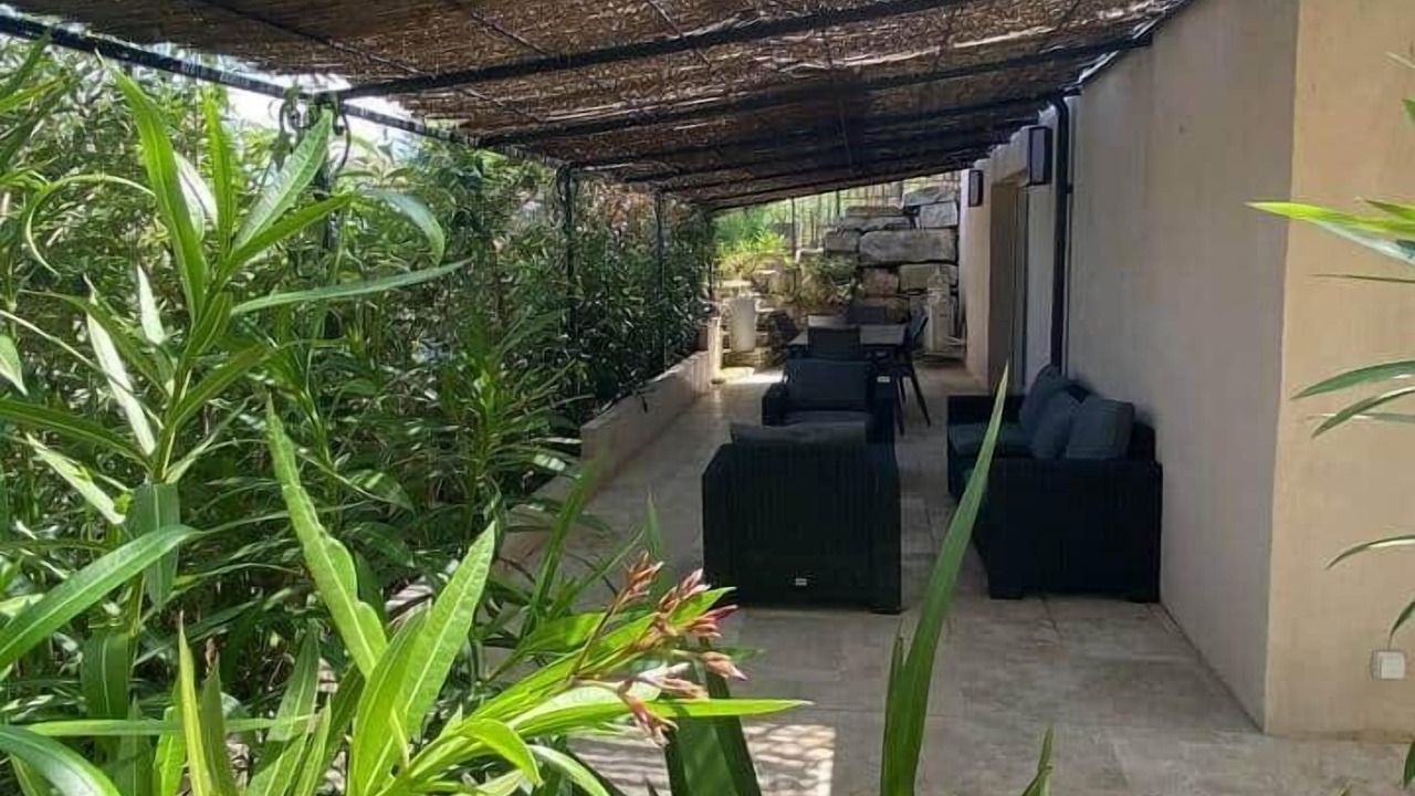 Photo of Patio Balcony in Cabrieres-dʼAigues