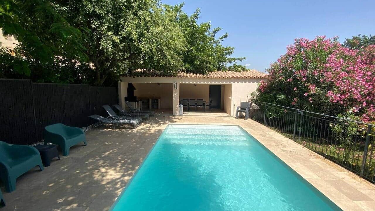 Photo of Outdoor in Cabrieres-dʼAigues