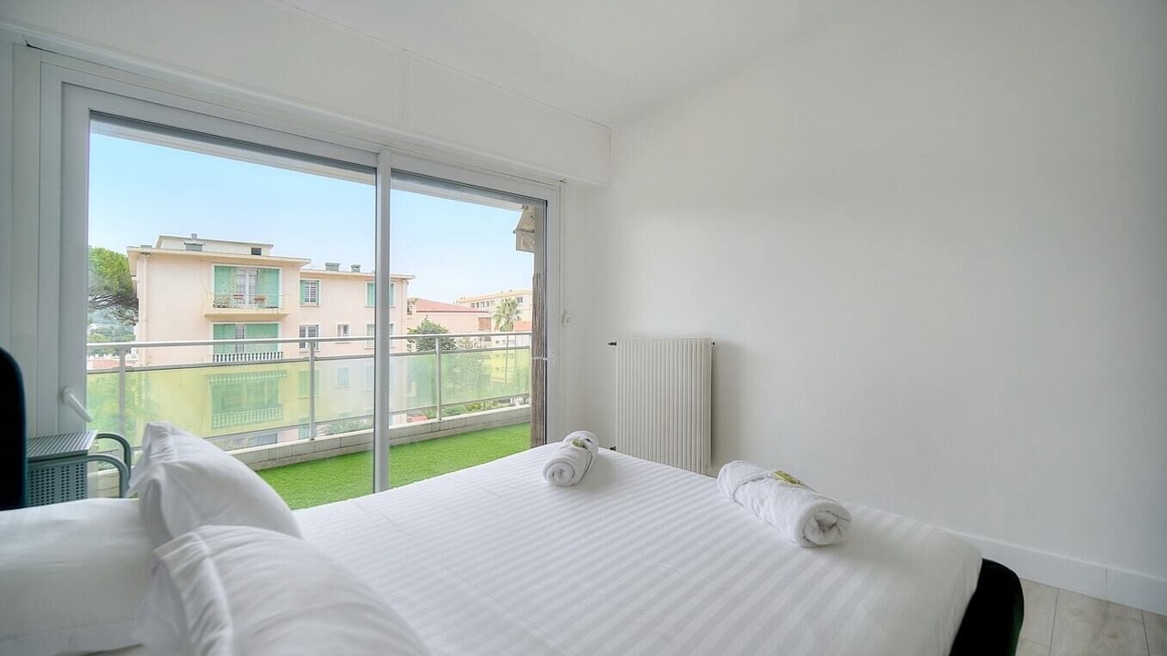 Photo of Bedroom in Carnot