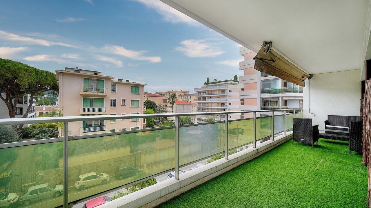 Photo of Outdoor in Carnot