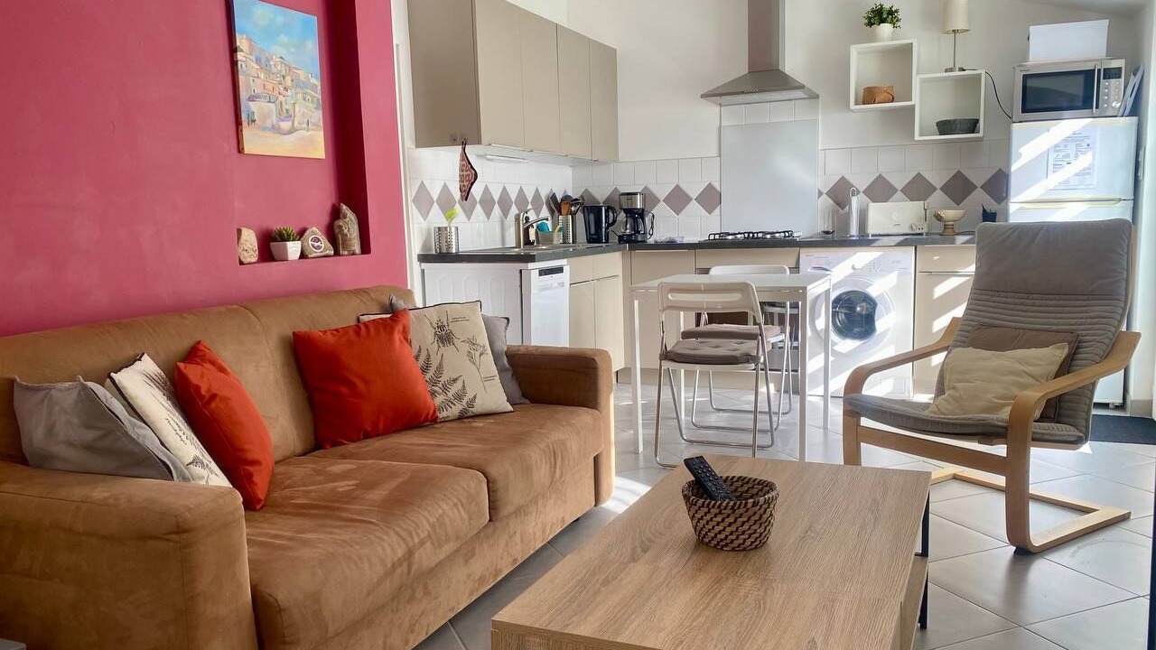 Photo of Livingroom in Evenos