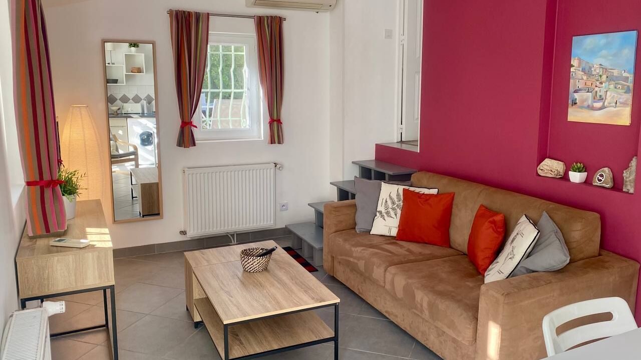 Photo of Livingroom in Evenos