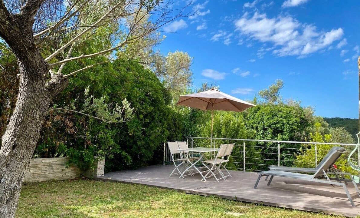 Photo of Outdoor in Evenos