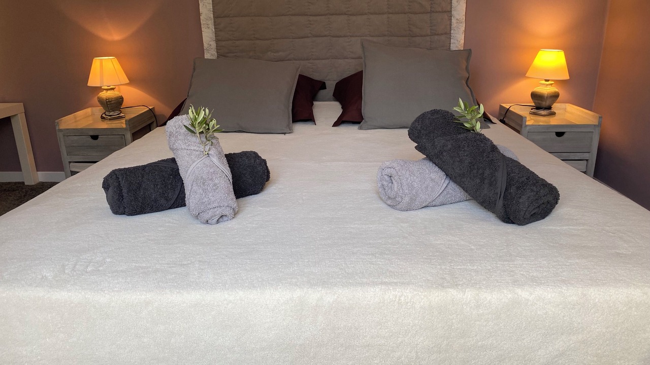Photo of Bedroom in Evenos